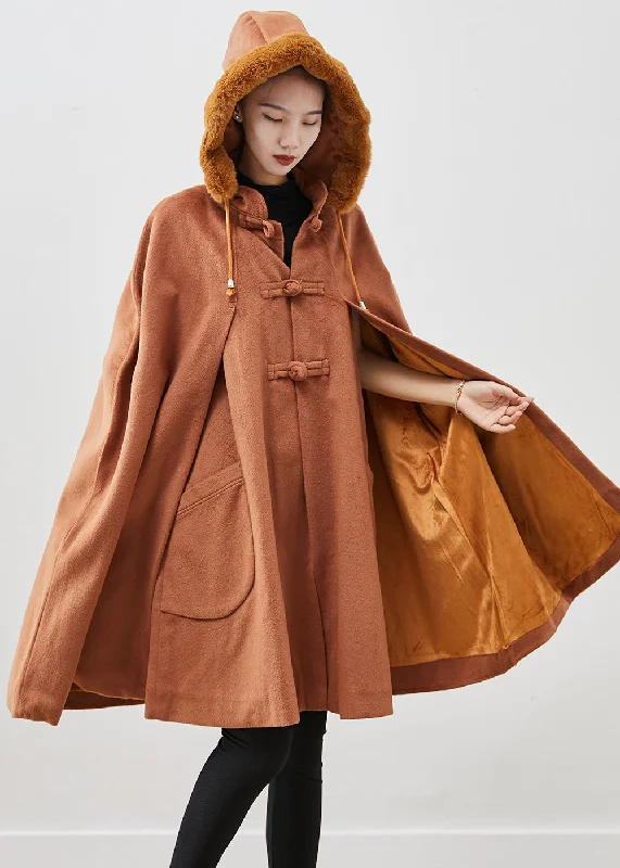 Italian Khaki Fur Collar Oversized Warm Fleece Coat Cloak Sleeves Sleek Leather Jacket