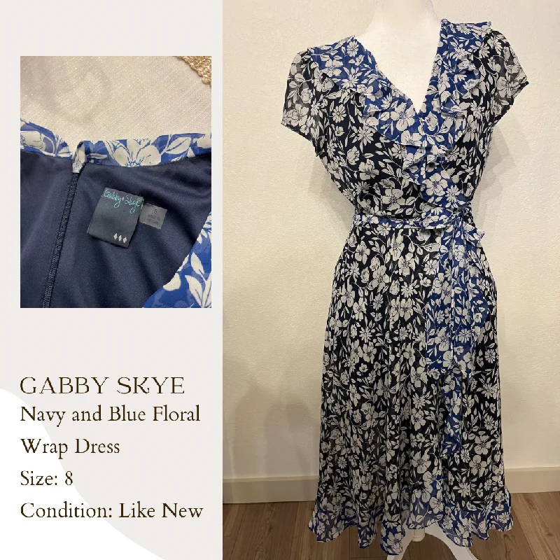 Gabby Skye Navy and Blue Floral Wrap Dress Tunics Travel practical